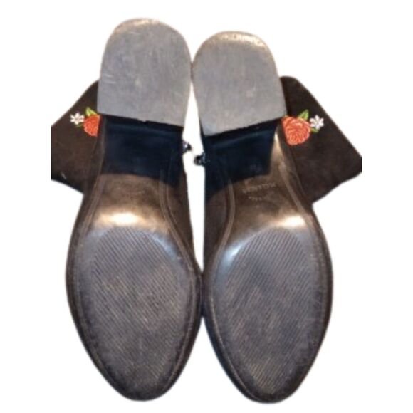 Pull & Bear Women's Size 38 US Size 7.5 Rose Black Suede Boots - Picture 5 of 8